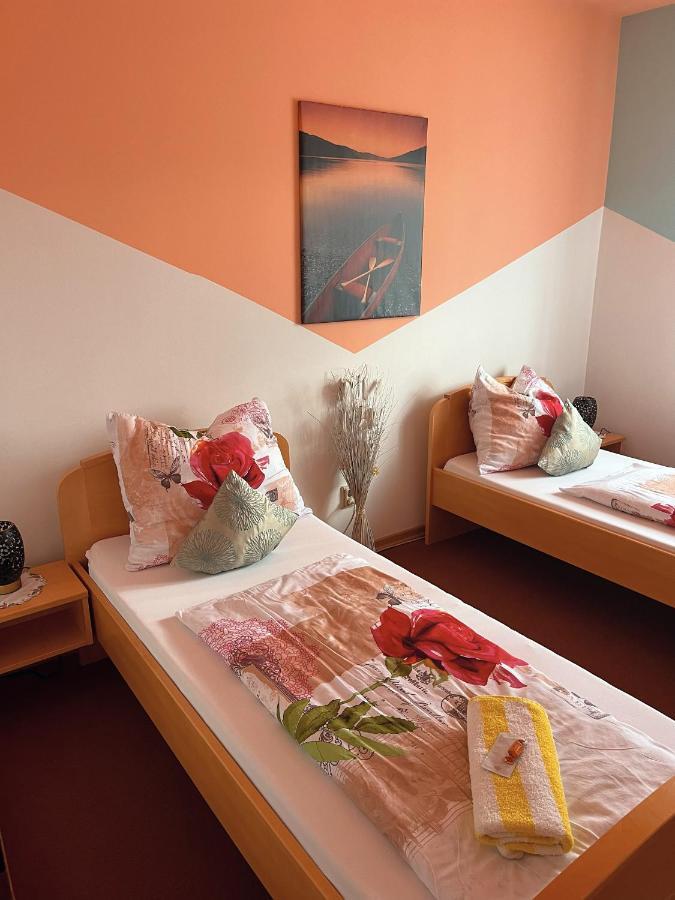 Fruehstueckspension Elena Nicoleta Caltun Fischamend Zewnętrze zdjęcie